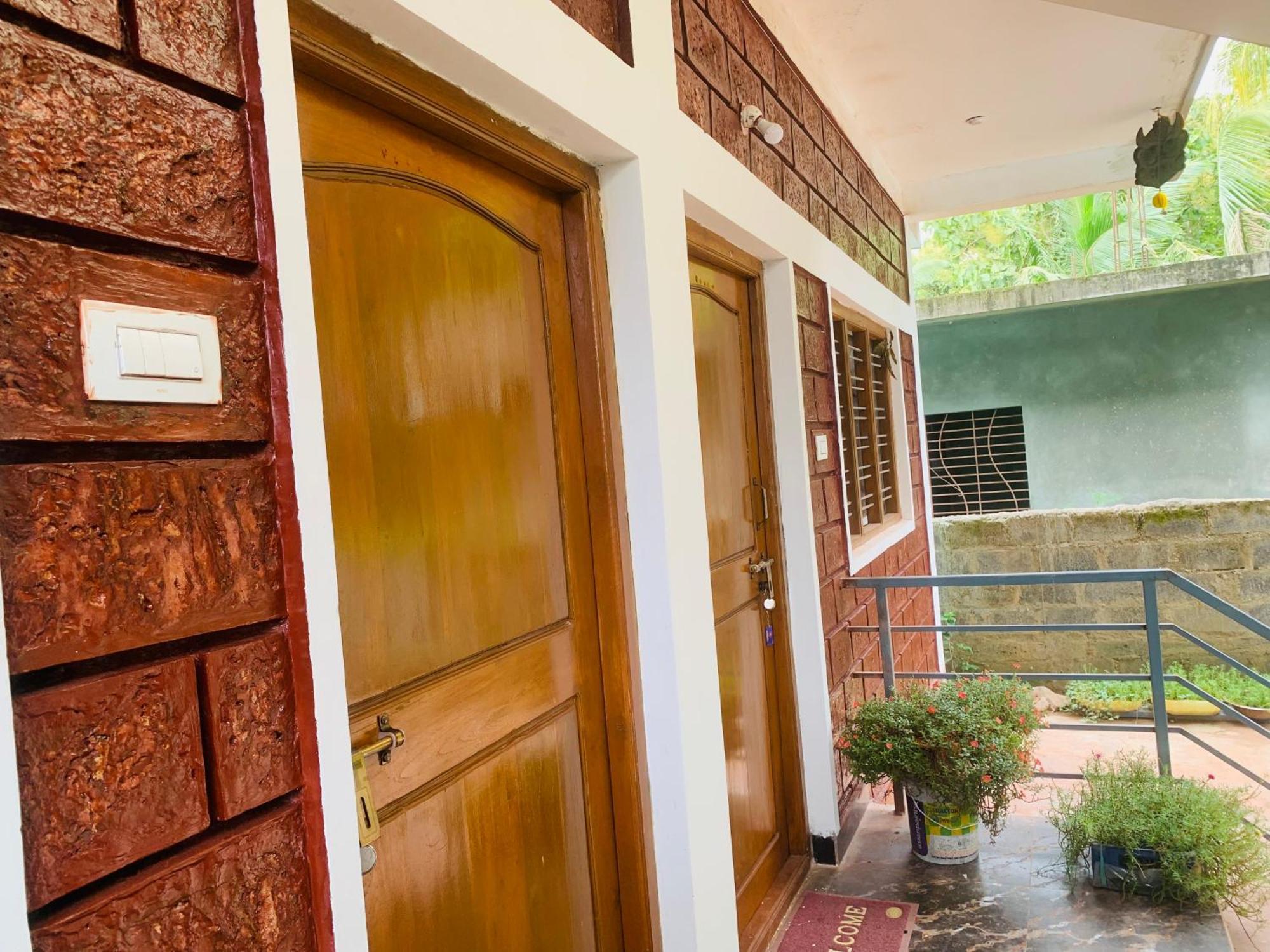 Dandeli Crocodile Valley Homestay Eksteriør billede