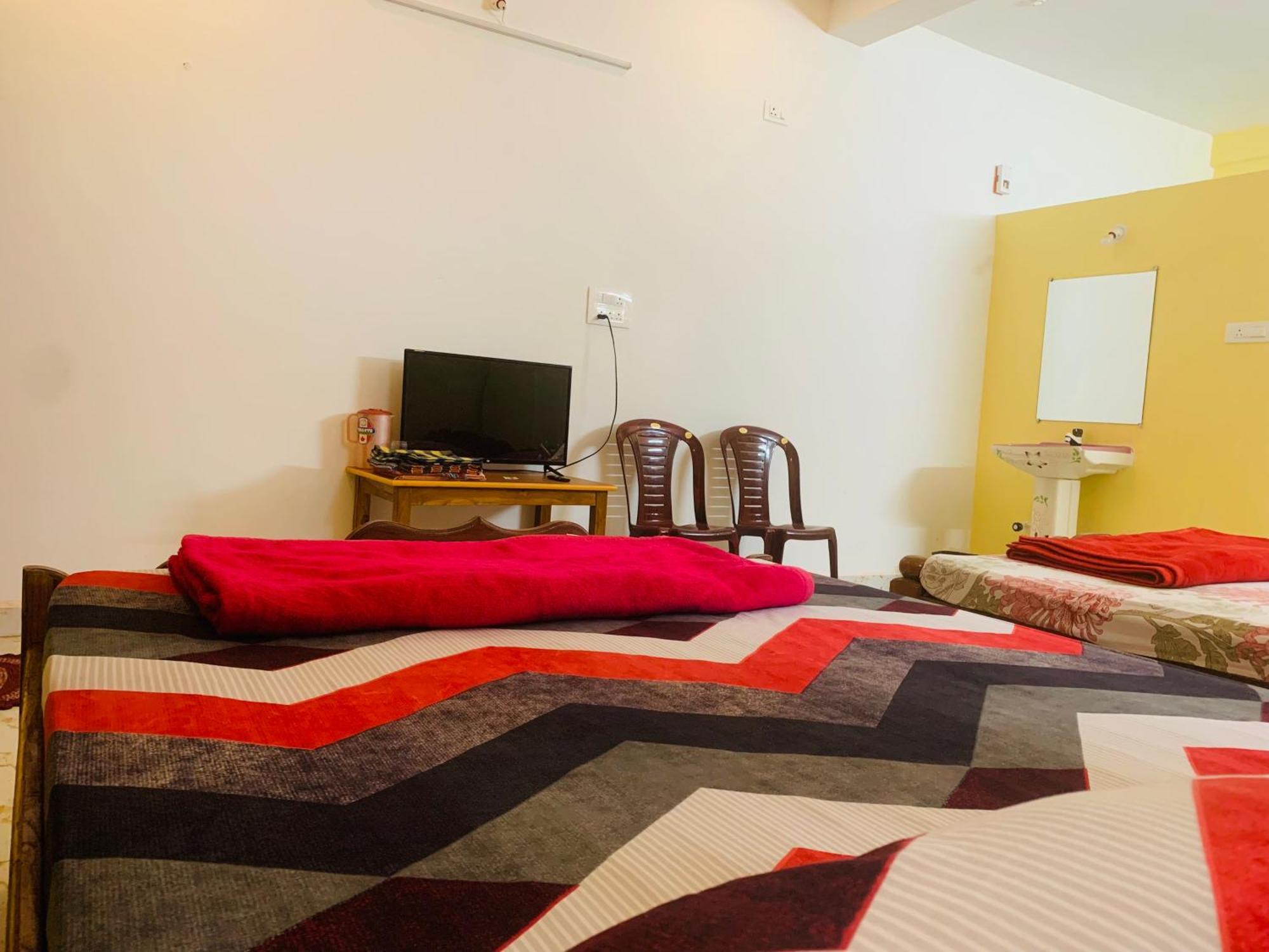Dandeli Crocodile Valley Homestay Eksteriør billede